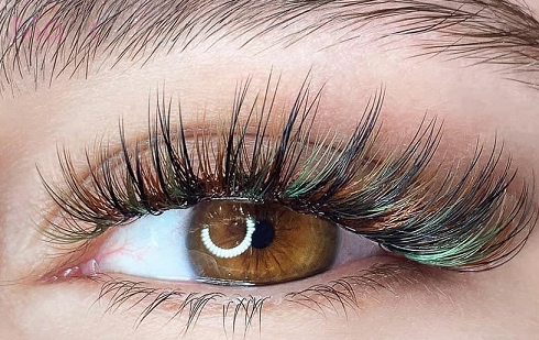 اکستنشن مژه بهتره یا کاشت؟