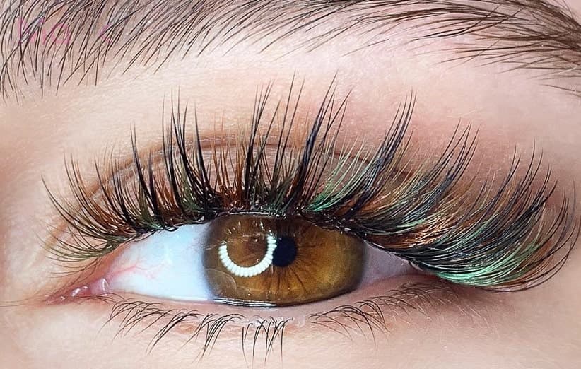 اکستنشن  مژه کلاسیک