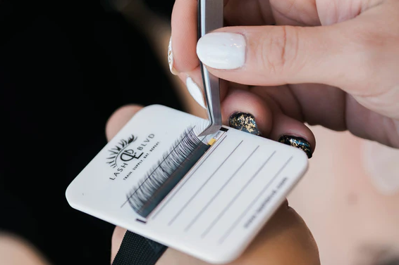 راهنمای خرید پالت اکستنشن مژه والیوم