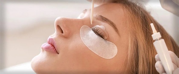 بهترین خدمات مژه در لاهیجان